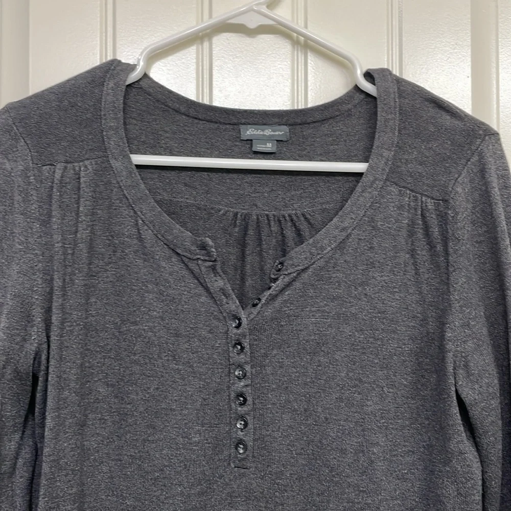 Eddie Bauer gray sweater - Picture 4 of 9